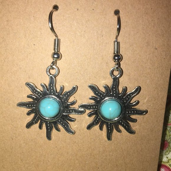Jewelry - Vintage Starburst Bohemian Blue Stone Drop Earring NWOT